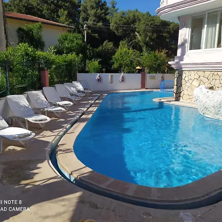 Aparthotel Capella Apart İçmeler